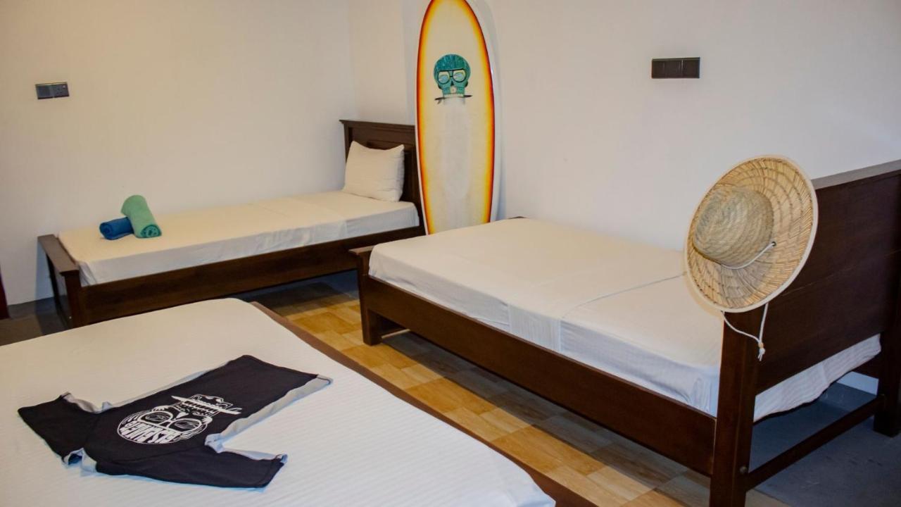 Surf & Party Weligama Pansiyon Dış mekan fotoğraf