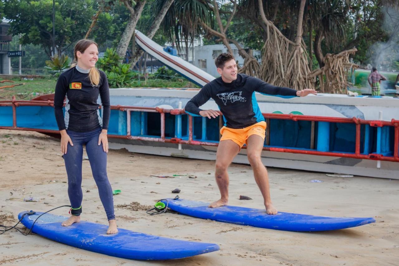 Surf & Party Weligama Pansiyon Dış mekan fotoğraf