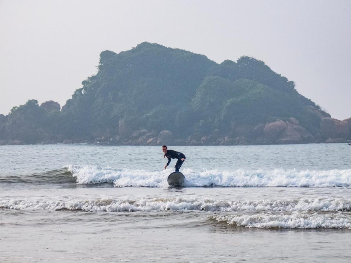 Surf & Party Weligama Pansiyon Dış mekan fotoğraf