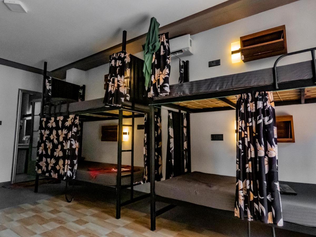 Surf & Party Weligama Pansiyon Dış mekan fotoğraf